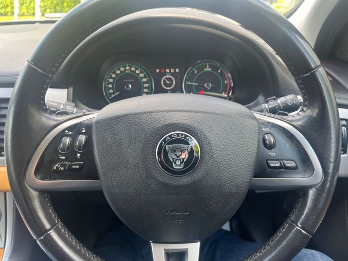 Jaguar XF 2014
