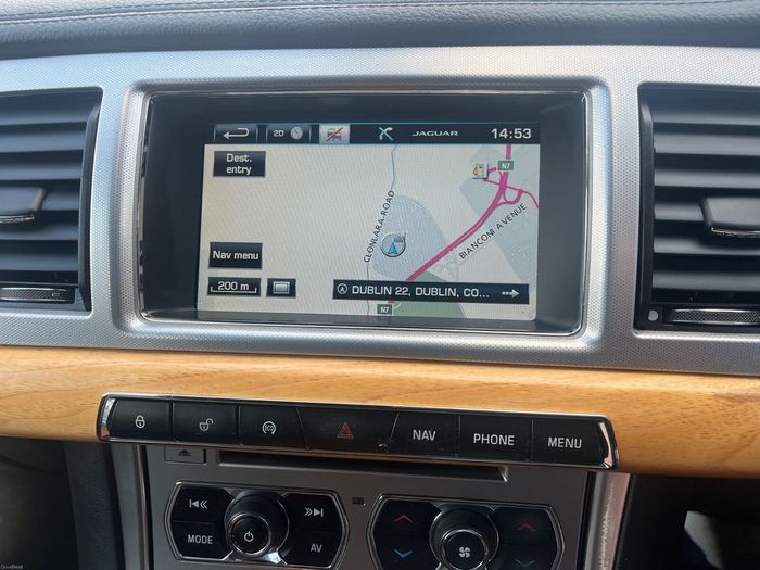 Jaguar XF 2014