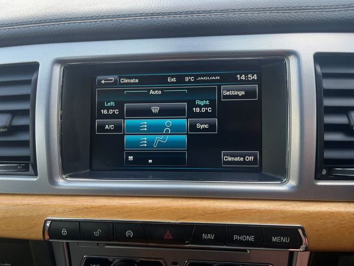 Jaguar XF 2014