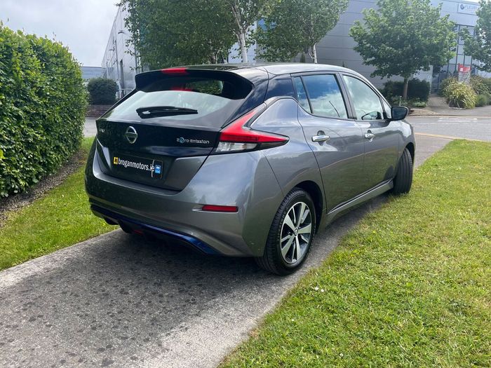 Nissan Leaf 2022