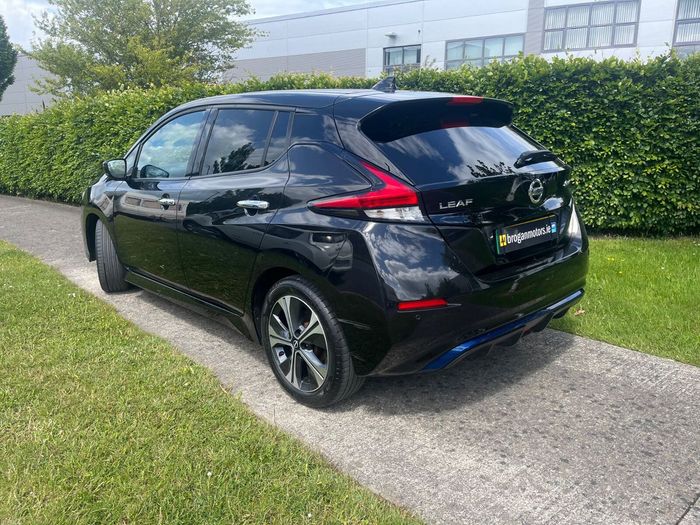 Nissan Leaf 2021