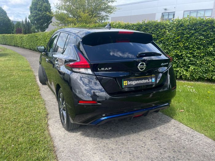Nissan Leaf 2021