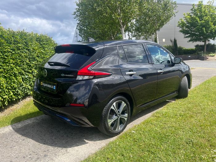 Nissan Leaf 2021
