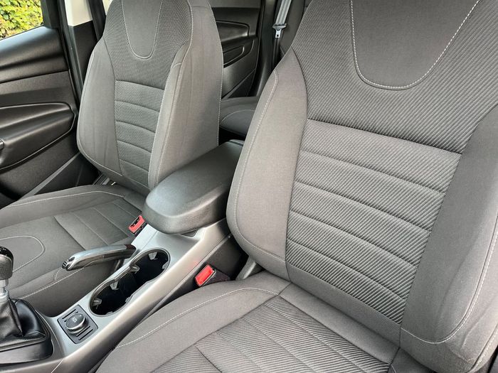 Ford Kuga 2014