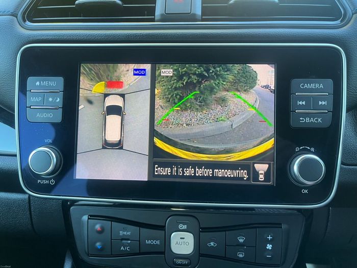 Nissan Leaf 2021