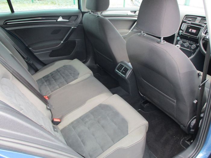 Volkswagen Golf 2016