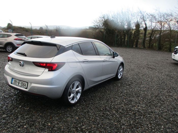 Opel Astra 2020