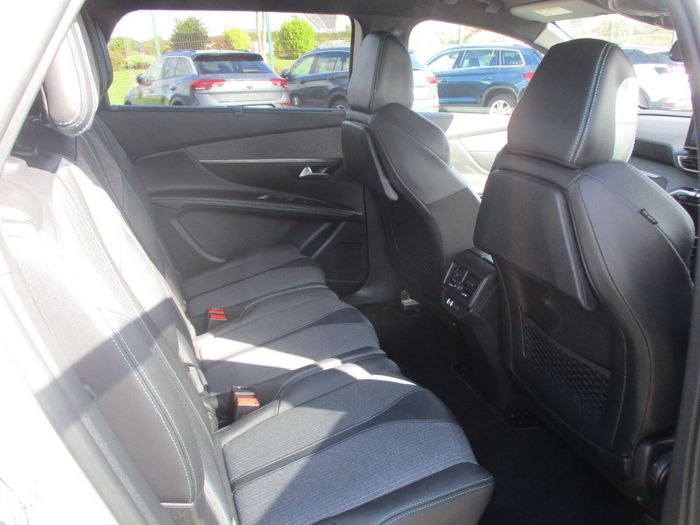 Peugeot 5008 2023
