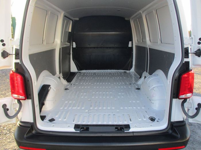 Volkswagen Transporter 2024