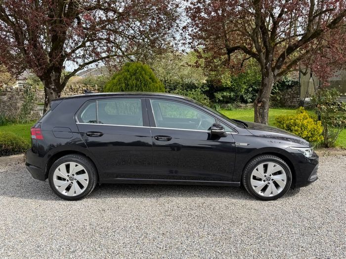 Volkswagen Golf 2022