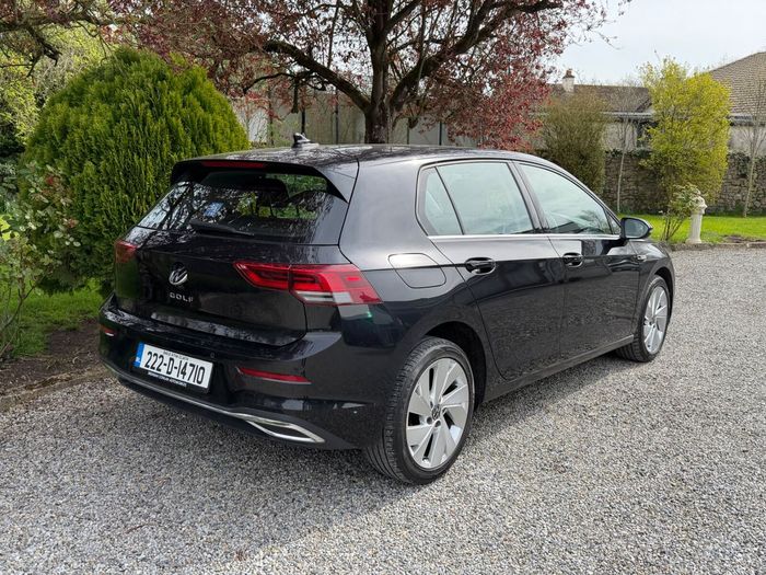 Volkswagen Golf 2022