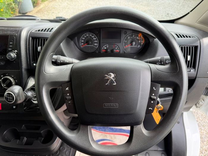 Peugeot Boxer 2021