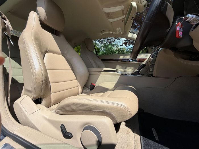 Mercedes-Benz E-Class 2012