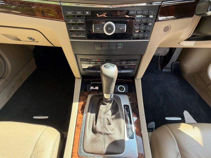 Mercedes-Benz E-Class 2012