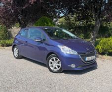 Peugeot 208 2015