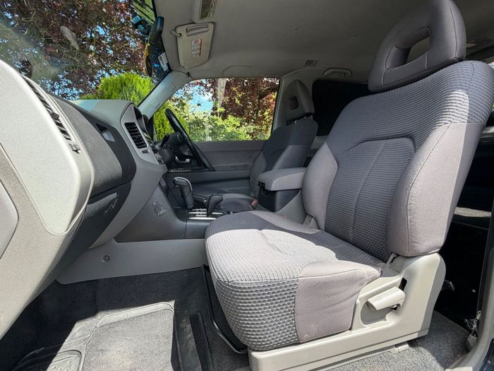 Mitsubishi Pajero 2005