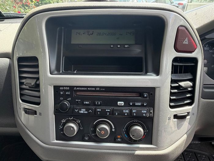 Mitsubishi Pajero 2005