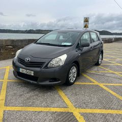 Toyota Verso 2011