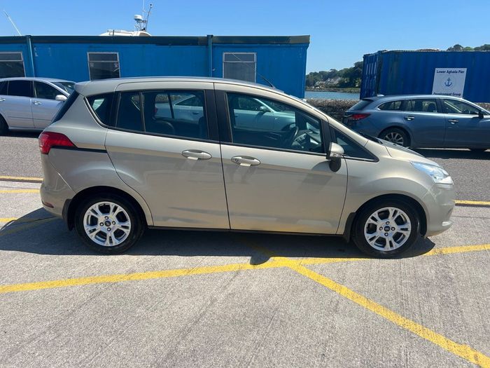 Ford B-Max 2013