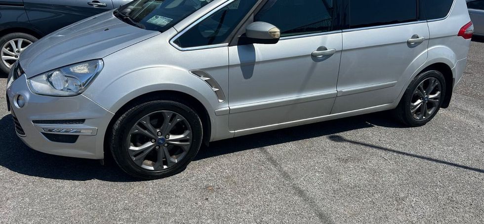 Ford S-Max 2011