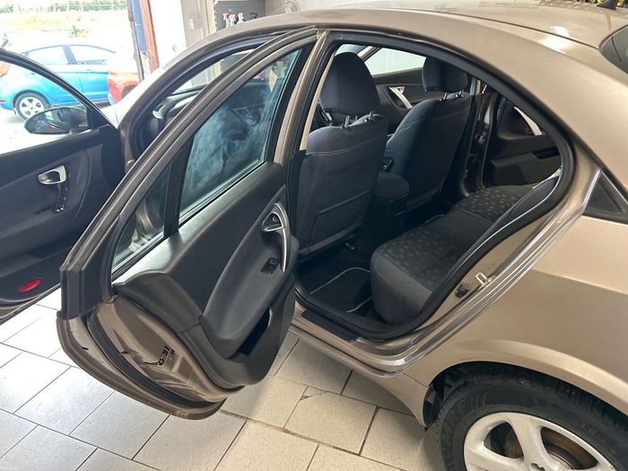 Nissan Primera 2011