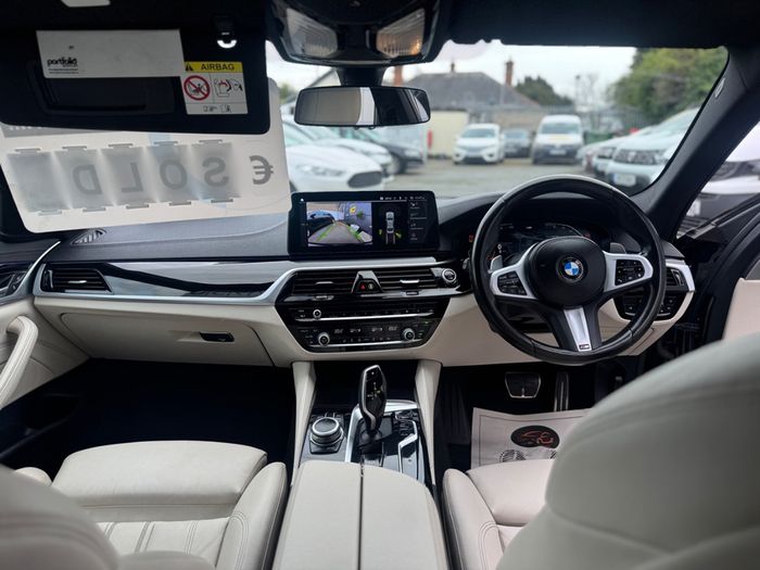 BMW 5 Series 2022