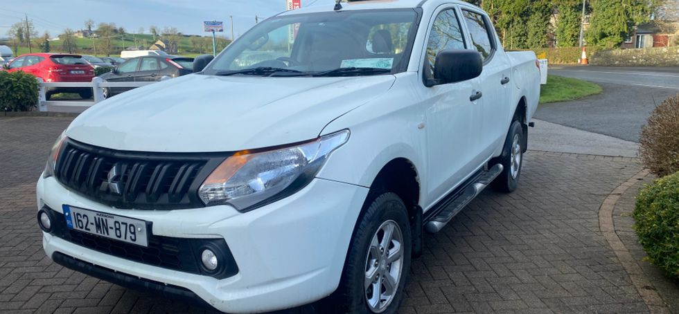 Mitsubishi L 200 2016
