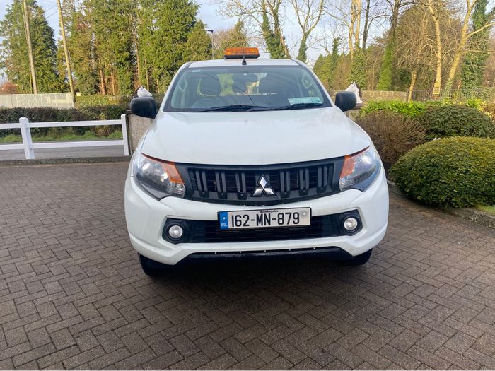 Mitsubishi L 200 2016