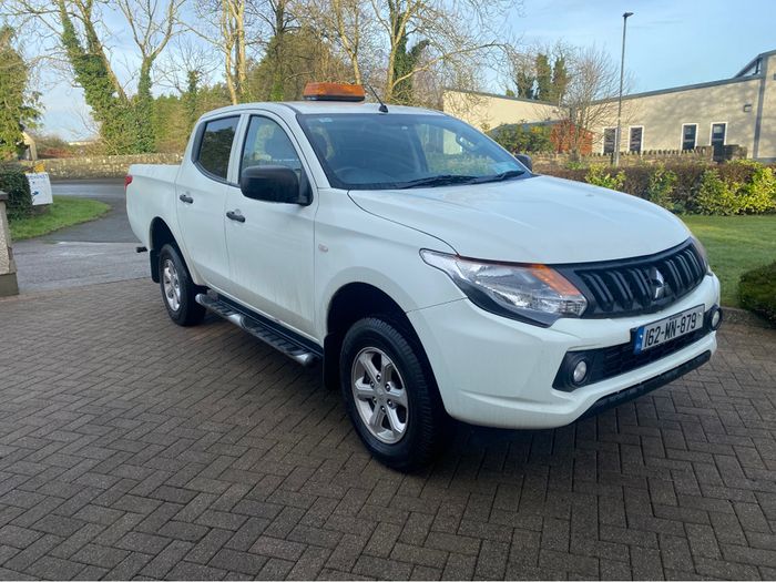 Mitsubishi L 200 2016