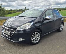 Peugeot 208 2015