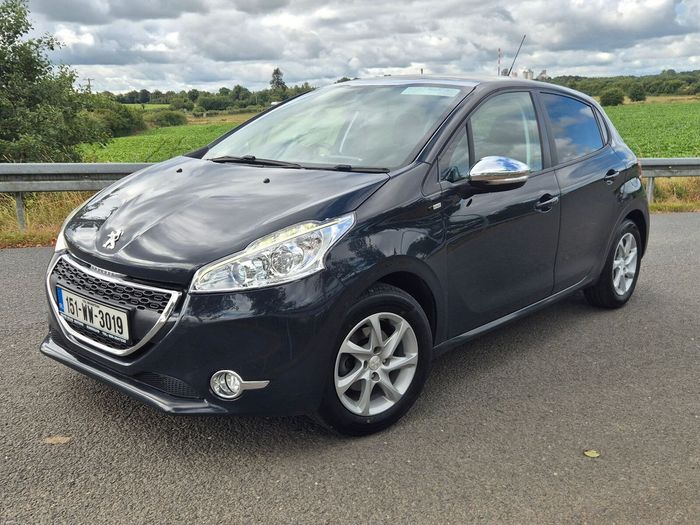 Peugeot 208 2015