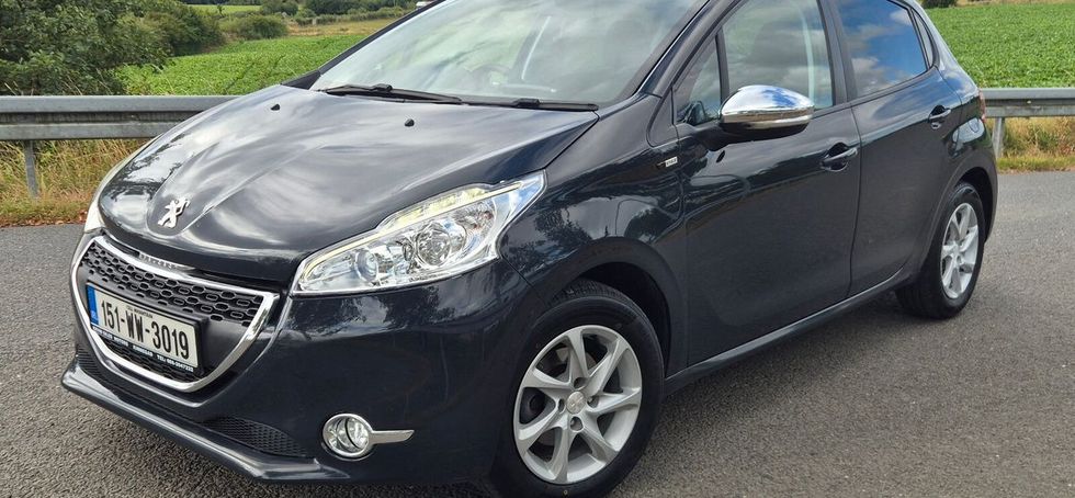 Peugeot 208 2015