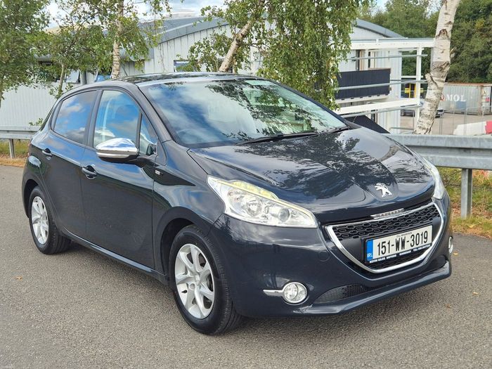 Peugeot 208 2015