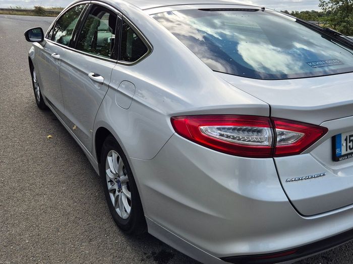 Ford Mondeo 2015