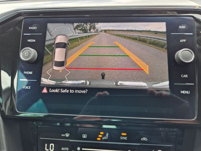 Volkswagen Passat 2021