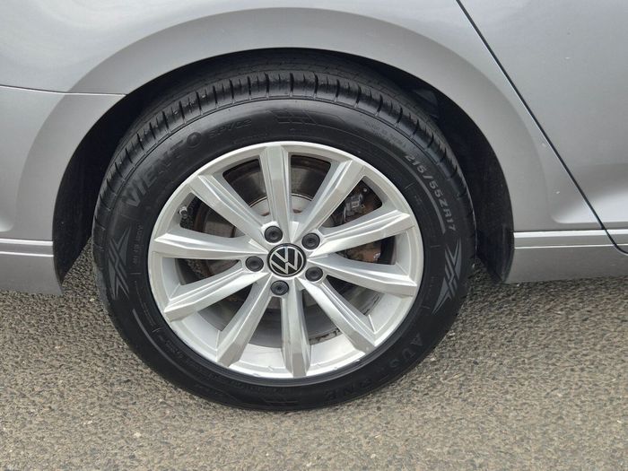 Volkswagen Passat 2021