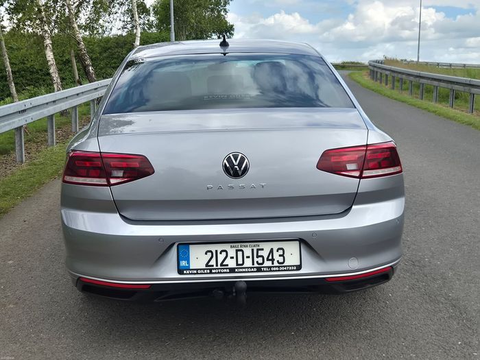 Volkswagen Passat 2021