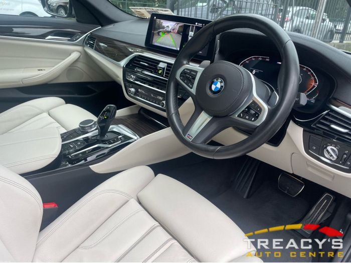 BMW 5 Series 2022