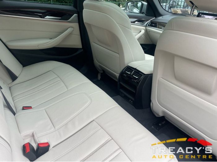 BMW 5 Series 2022
