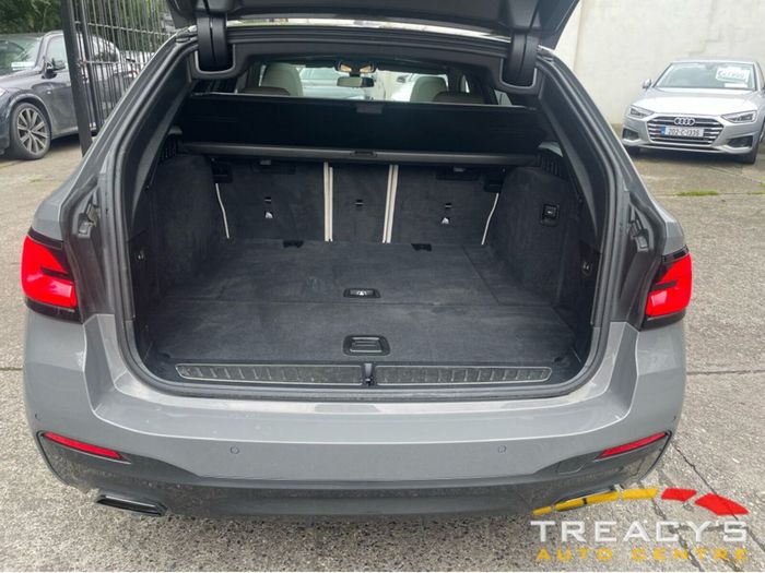 BMW 5 Series 2022