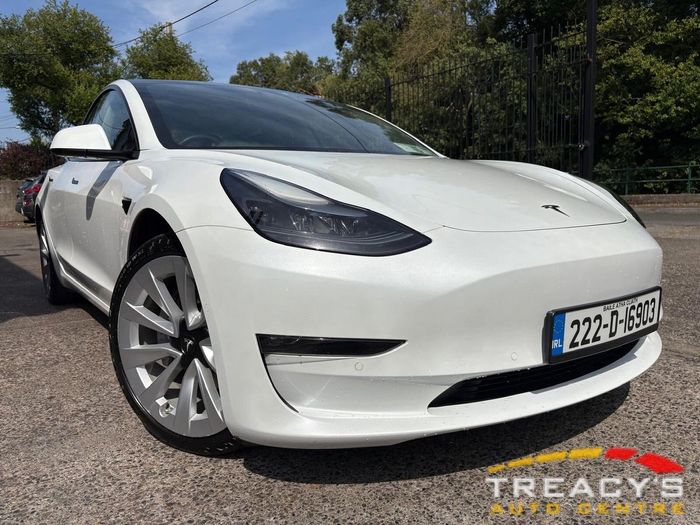 Tesla Model 3 2022