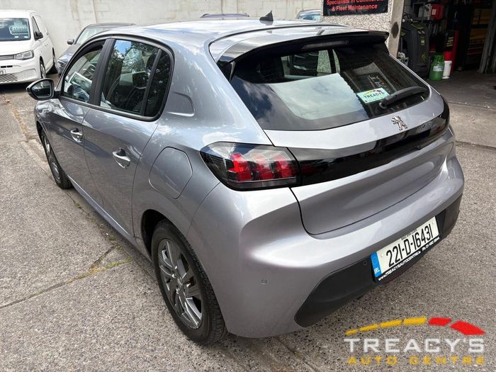 Peugeot 208 2022