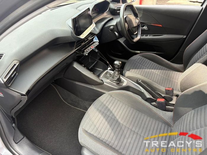 Peugeot 208 2022