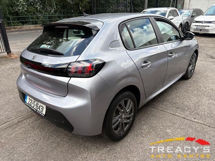 Peugeot 208 2022