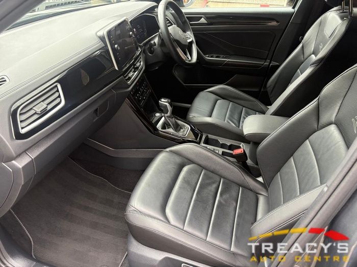 Volkswagen T-Roc 2024