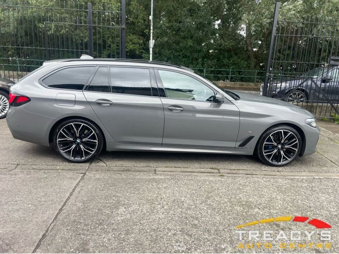 BMW 5 Series 2022