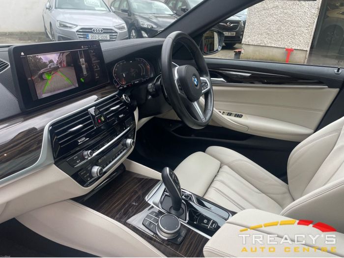 BMW 5 Series 2022