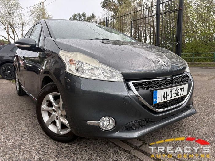 Peugeot 208 2014