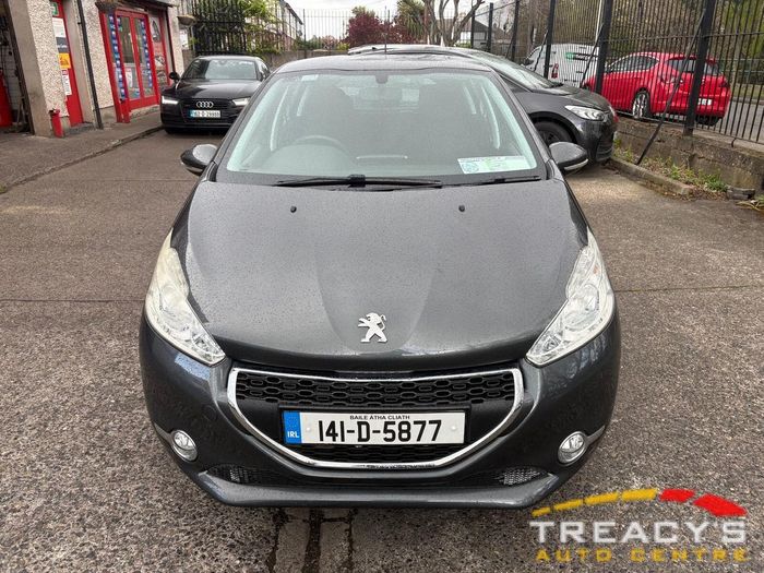 Peugeot 208 2014