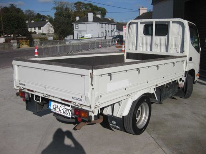 Toyota Dyna 2013
